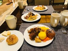 -北京希尔顿逸林酒店-逸轩西餐厅-自助餐厅