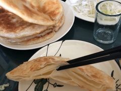 -李连贵酒家熏肉大饼(昆明街店)