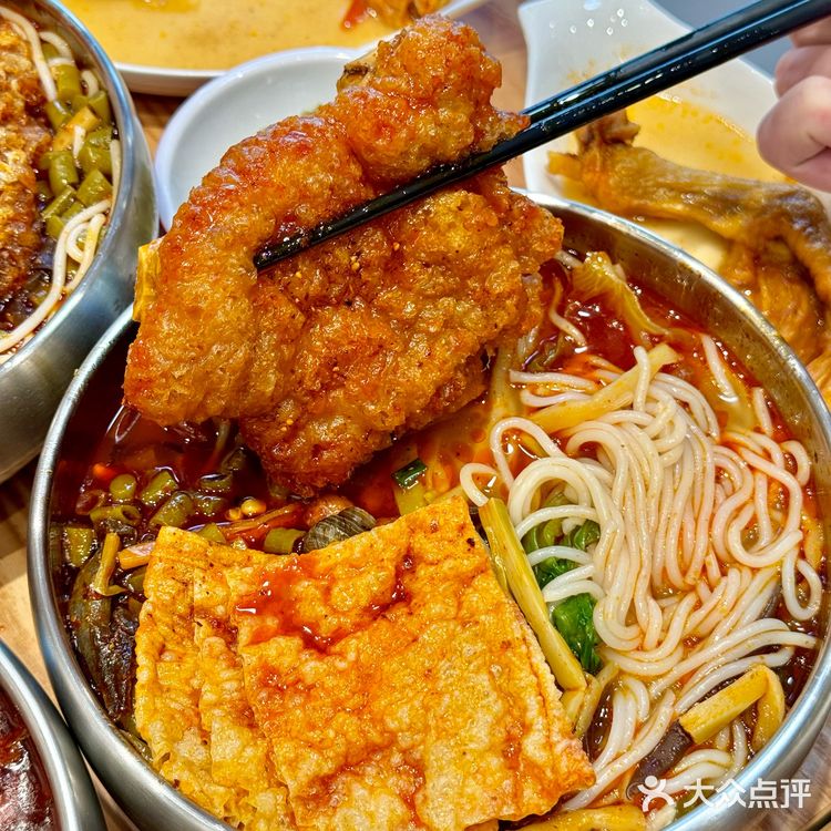 清远！清远的！这里的螺蛳粉真的很广西
