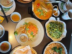 -大头虾越式风味餐厅(光明广场店)