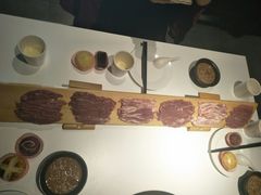 立盘手工鲜切羊肉组合-乔先生涮肉·鲜活牛羊肉火锅(塘沽店)