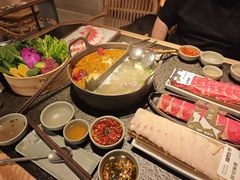 -三出山火锅(南京万象天地店)