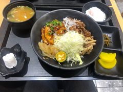 饭上满满组合丼-町门烤肉拌饭专门店(新天地店)