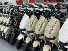 -小牛电动(上海浦东新区张杨路店)