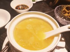 即位鱼翅-半岛翡丽海鲜自助餐厅(观风亭店)