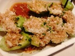 金银蒜蒸胜瓜-肥仔文澳门猪骨煲(南京西路店)