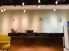 -有米猪港式餐厅