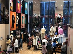 -优衣库(深圳万象天地旗舰店)