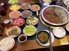 -沸炉重庆老火锅(军事博物馆店)