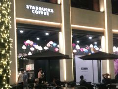 -星巴克(杭州湖滨银泰E区店)