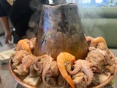 -鑫渔港海鲜本地菜·山海关浑锅(东戴河店)