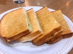 咖椰吐司-HELLO 27 意面·沙拉·帕尼尼