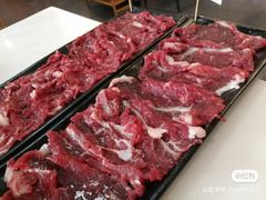 -三头牛·潮汕牛肉生蚝火锅 (夏湾店)