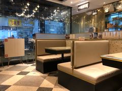 -香港新发烧腊茶餐厅(万象店)