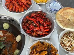-丹水桥地锅鱼·翘嘴鲌·地方特色全鱼宴(丹江口大坝店)