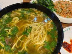 -杨记清芳牛肉拉面(宝龙广场店)