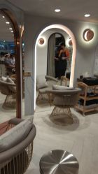 -苏豪路易士·嘉玛发廊