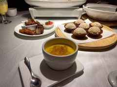 桃胶炖奶-炳胜品味(海印总店)