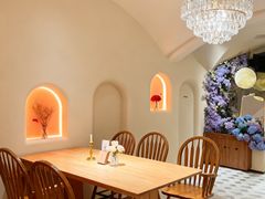 -花前月厦·海鲜餐厅(新领荟广场一店)