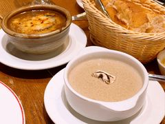 特浓忌廉蘑菇汤-Entrecôte 法国牛扒馆(保利·时光里店)