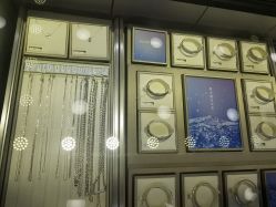 -周大福(劝业场店)