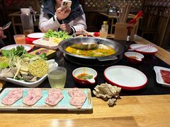 -谭公鱼头·鲜鱼火锅·小龙虾·江湖菜(秀沿路店)