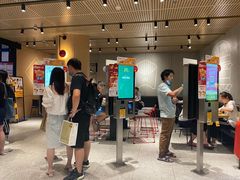 -麦当劳(中山公园龙之梦店)