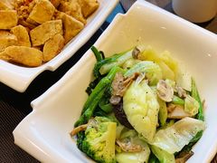 松露珍菌炒杂菜-中国厨房/台湾牛肉面