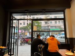 门面-black rainbow coffee
