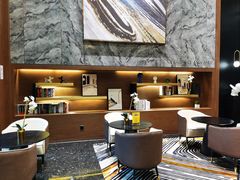 -乔治莫兰迪酒店(济南解放路山东大学店)