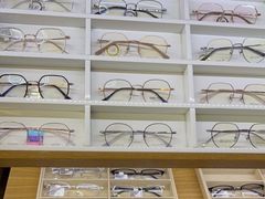 -美空眼镜·星趣控·新乐学·控优点合作店(周浦万达店)