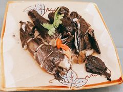 药材浸乌鸡-沙龙酒家