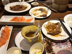 -四海一家自助餐(益田假日广场店)