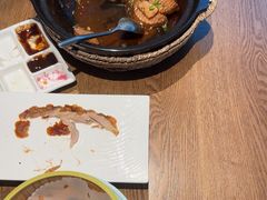 -草窝烤鸭·新京菜(振华广场店)