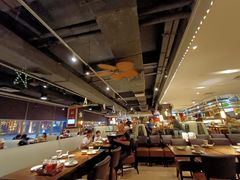-大头虾越式风味餐厅(光明广场店)