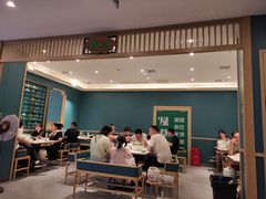 -绿草地·湘菜(7mall店)