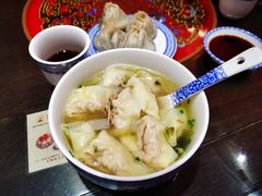 -笑来喜馄饨小笼工坊(通扬路店)