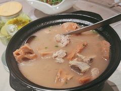 -王府井酒店(金桥港湾店)