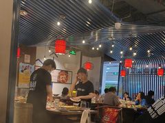 -尚尚仙·酸汤猪手·猪肚鸡火锅(华联万柳购物中心店)