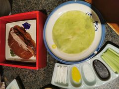 菠菜饼-真地道京味府·鲜橙烤鸭·北京菜(朝外大街东大桥店)