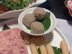 -红鼎豆捞·非遗鲍皇汤火锅(宝丰路店)