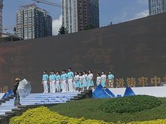 -观音桥步行街