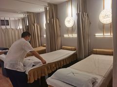 -蓉城阳光推拿馆(理想中心店)
