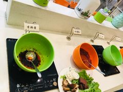 自助调料区-首旅京伦酒店·8号时尚餐厅