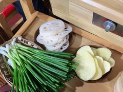 -正贰捌经重庆老火锅(建设路店)