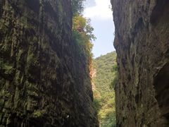 -龙潭大峡谷