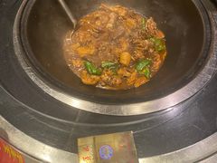 -挂旗柴锅鸡(蚌山区嘉年华店)