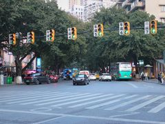 -日月光中心广场