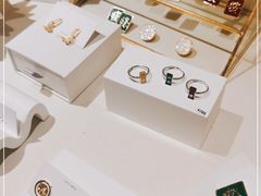 -LADY FAFA(巨鹿路陕西南路路口店)