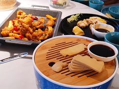 -荷塘秋月·本帮江浙菜(国权路店)